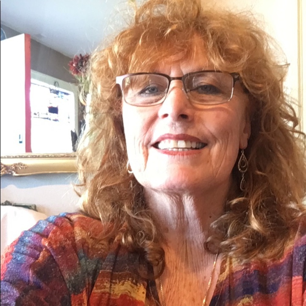 Meet your Posher, Jeanette